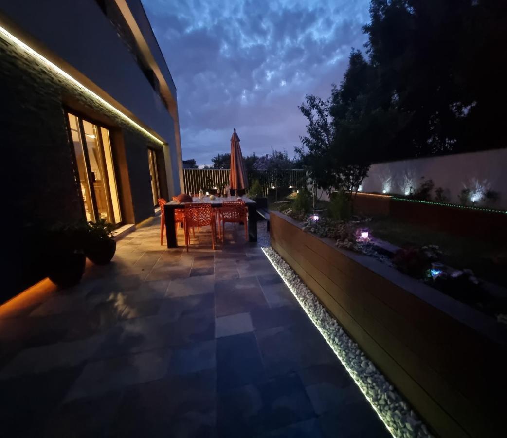 Luxury Villa Moderne, Salon De 90M2 Montgeron Экстерьер фото